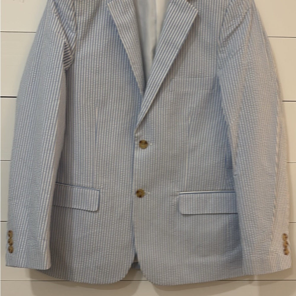 Vineyard Vines Blue Sport Blazer with Notched Lapels